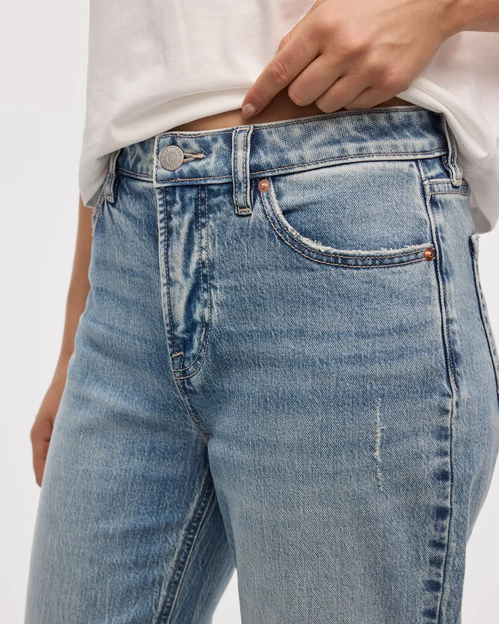 Flare-Leg Mid-Rise Jean sold by Reitmans product image thumbnail 5