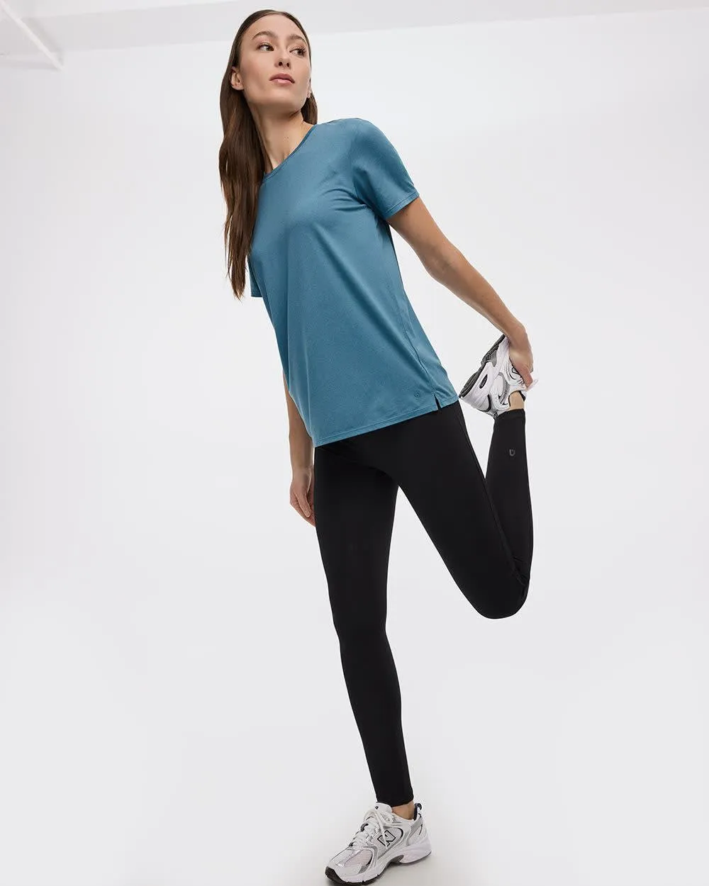 Crew-Neck Tee - DRY-LUX (R) Hyba Essentials sold by Reitmans product image thumbnail 3