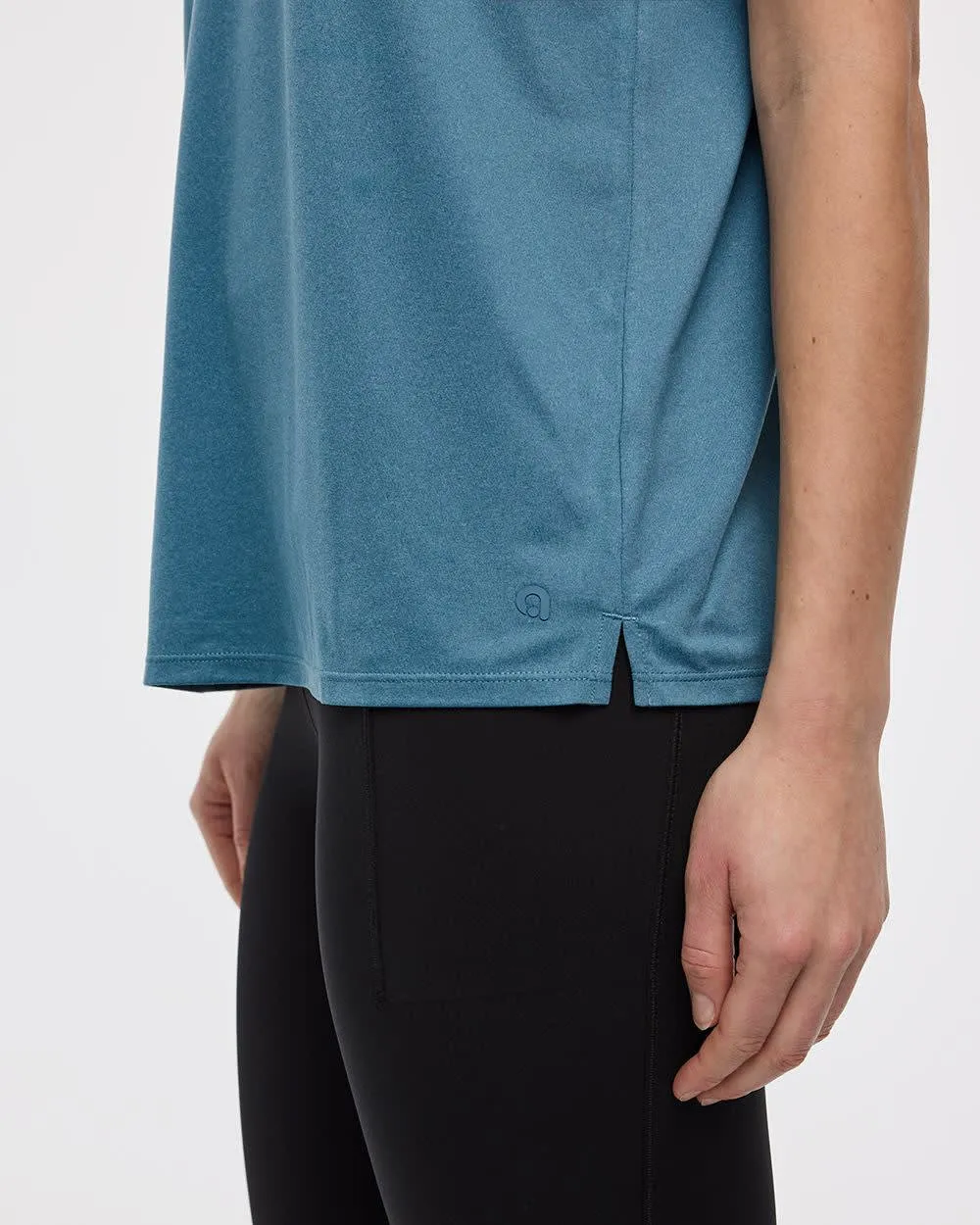 Crew-Neck Tee - DRY-LUX (R) Hyba Essentials sold by Reitmans product image thumbnail 4