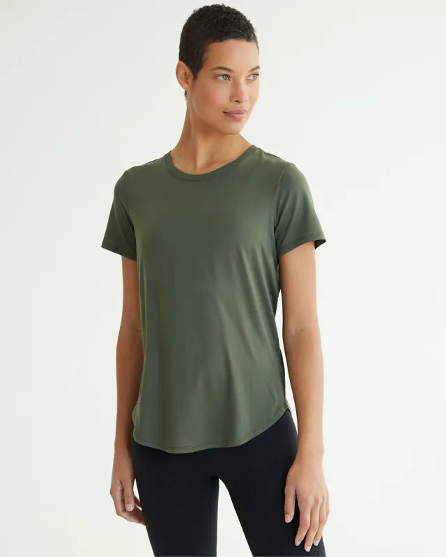 Short-Sleeve Crew-Neck Tee - Dry Lux Hyba Essentials sold by Reitmans