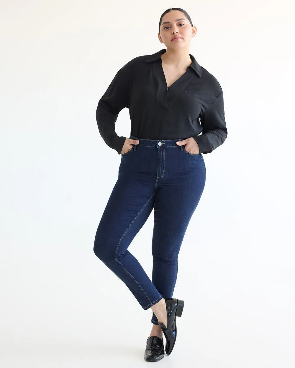 Skinny-Leg High-Rise Jean - The Signature (R) sold by Reitmans product image thumbnail 3