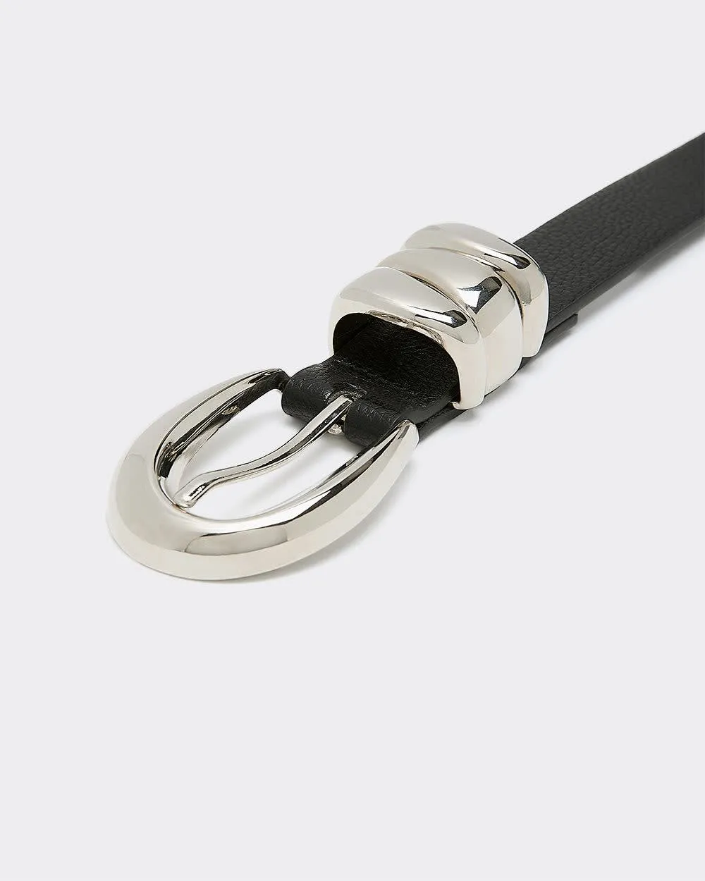 Faux-Leather Belt with Sculptural Buckle sold by Reitmans product image thumbnail 2
