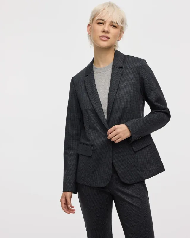 Fitted One-Button Knit Blazer - The Modern Stretch (R) made by Reitmans