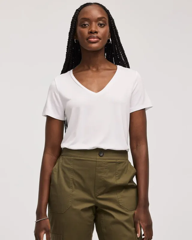 V-Neck T-Shirt - R Essentials made by Reitmans