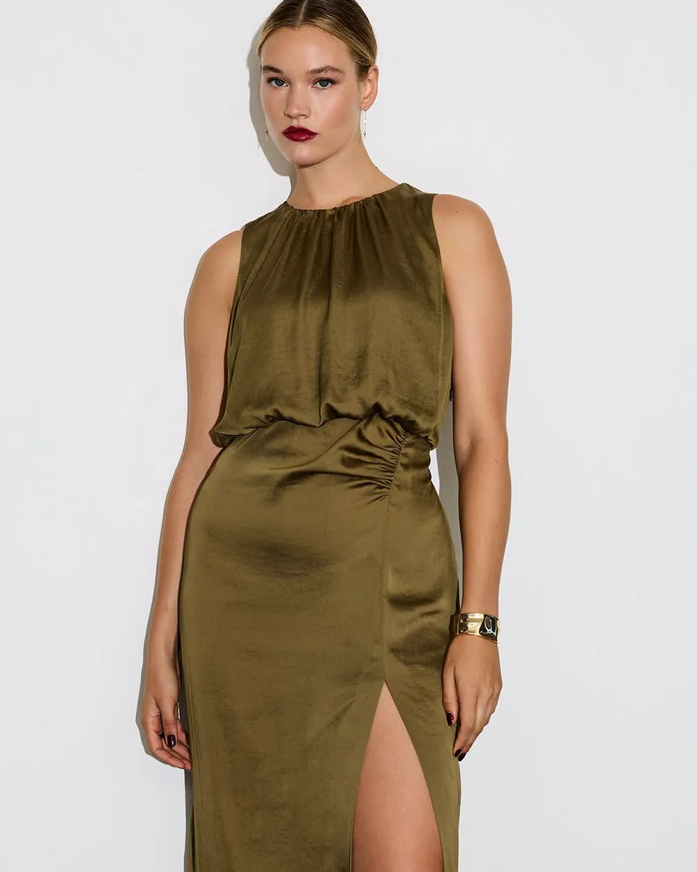 Sleeveless Crew-Neck Maxi Dress with High Slit sold by Reitmans product image thumbnail 3