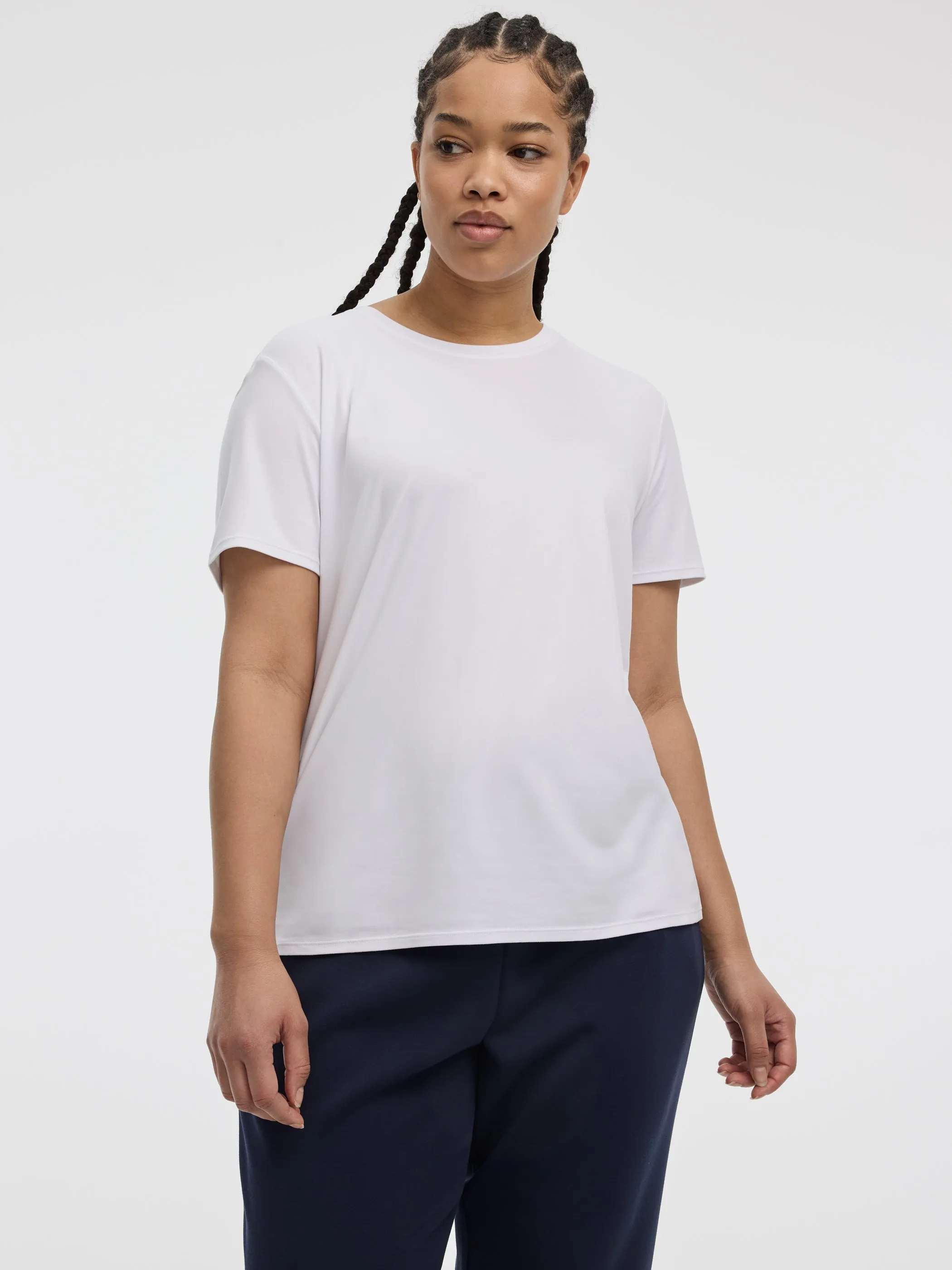 Crew-Neck Tee - DRY-LUX (R) Hyba Essentials sold by Reitmans