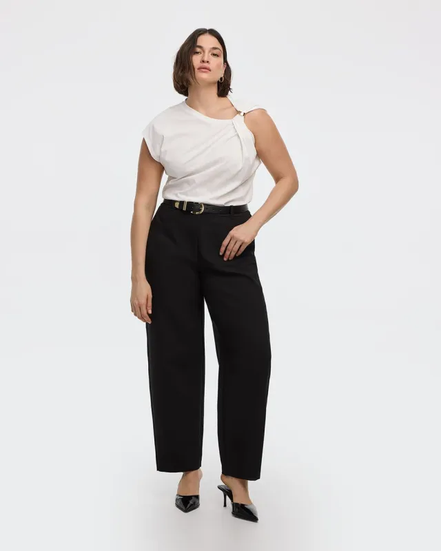 Mid-Rise Barrel Pants sold by Reitmans