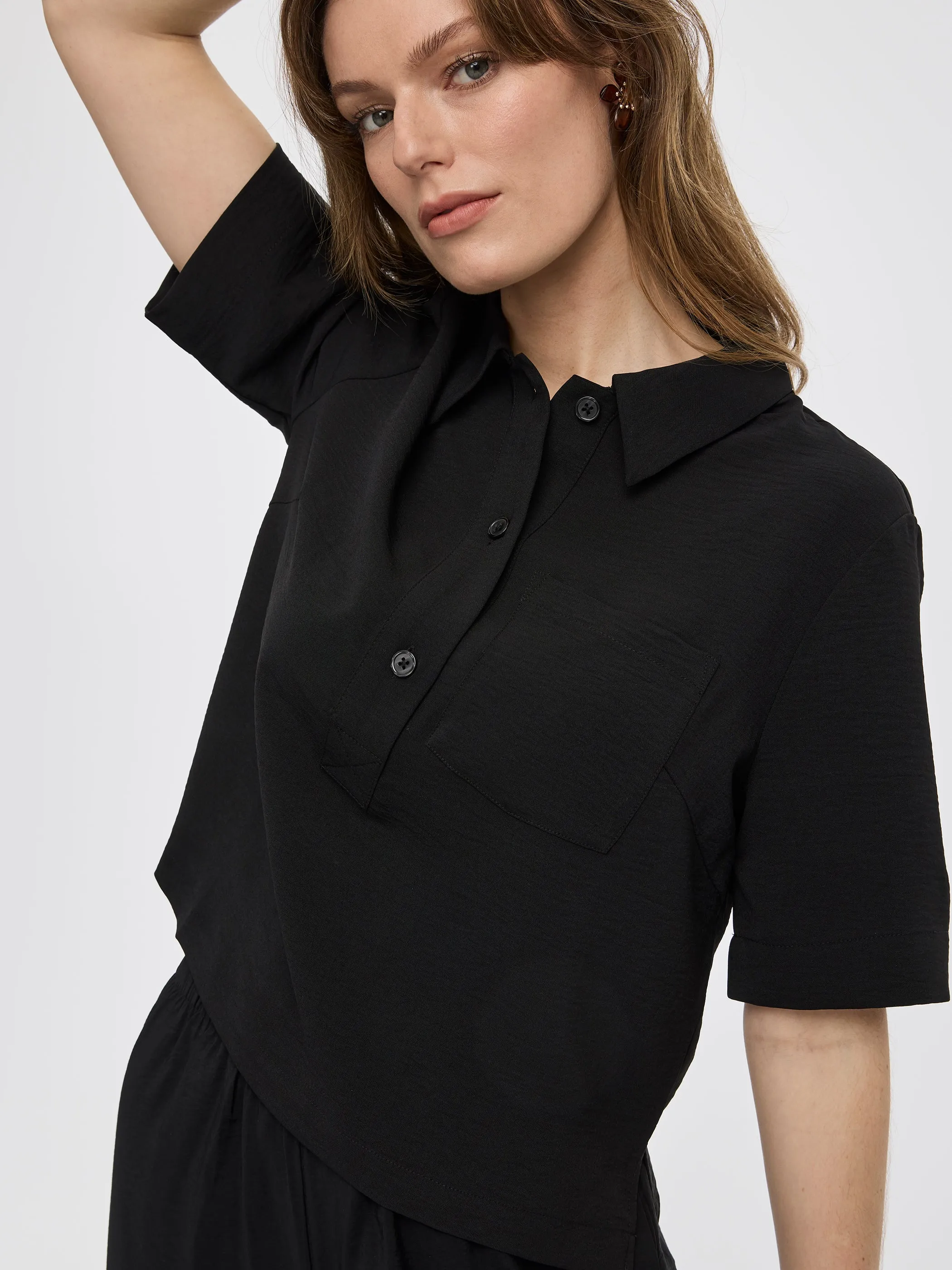 Short-Sleeve Blouse with Shirt Collar sold by Reitmans product image thumbnail 4