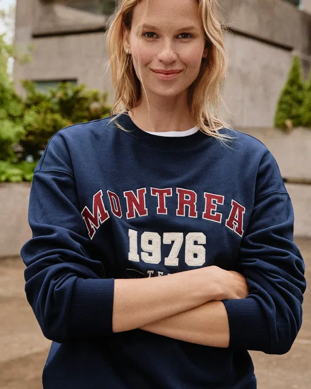 Fleece Crew-Neck Graphic Sweatshirt - Hyba sold by Reitmans