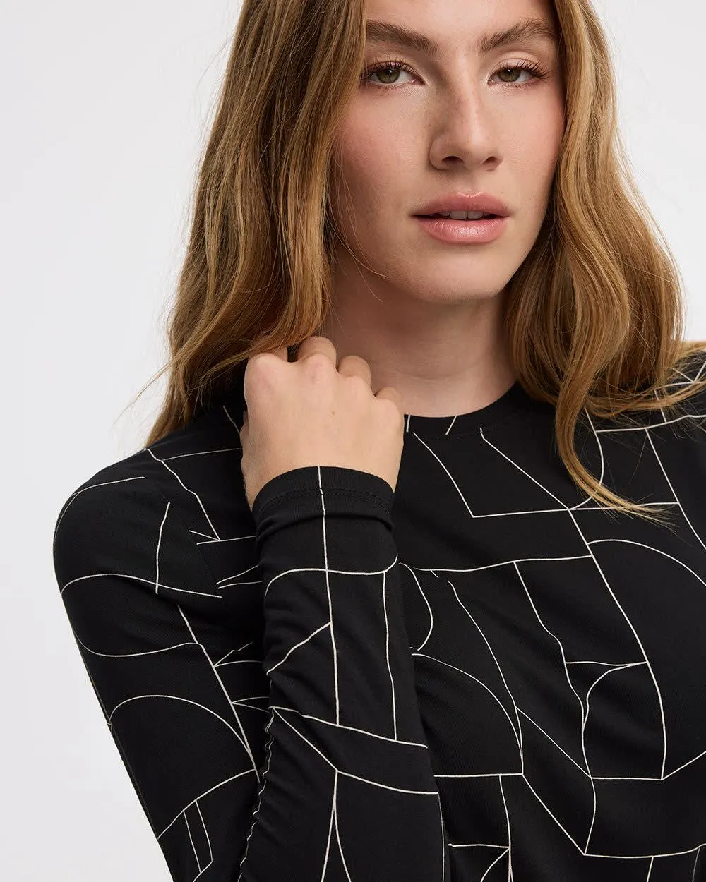 Long-Sleeve Crew-Neck Tee sold by Reitmans product image thumbnail 4