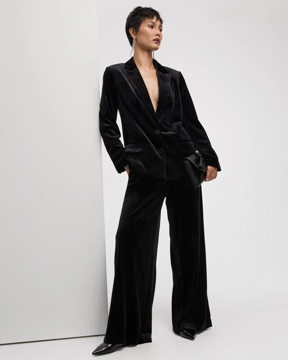 Wide-Leg High-Rise Velvet Pant sold by Reitmans product image thumbnail 4