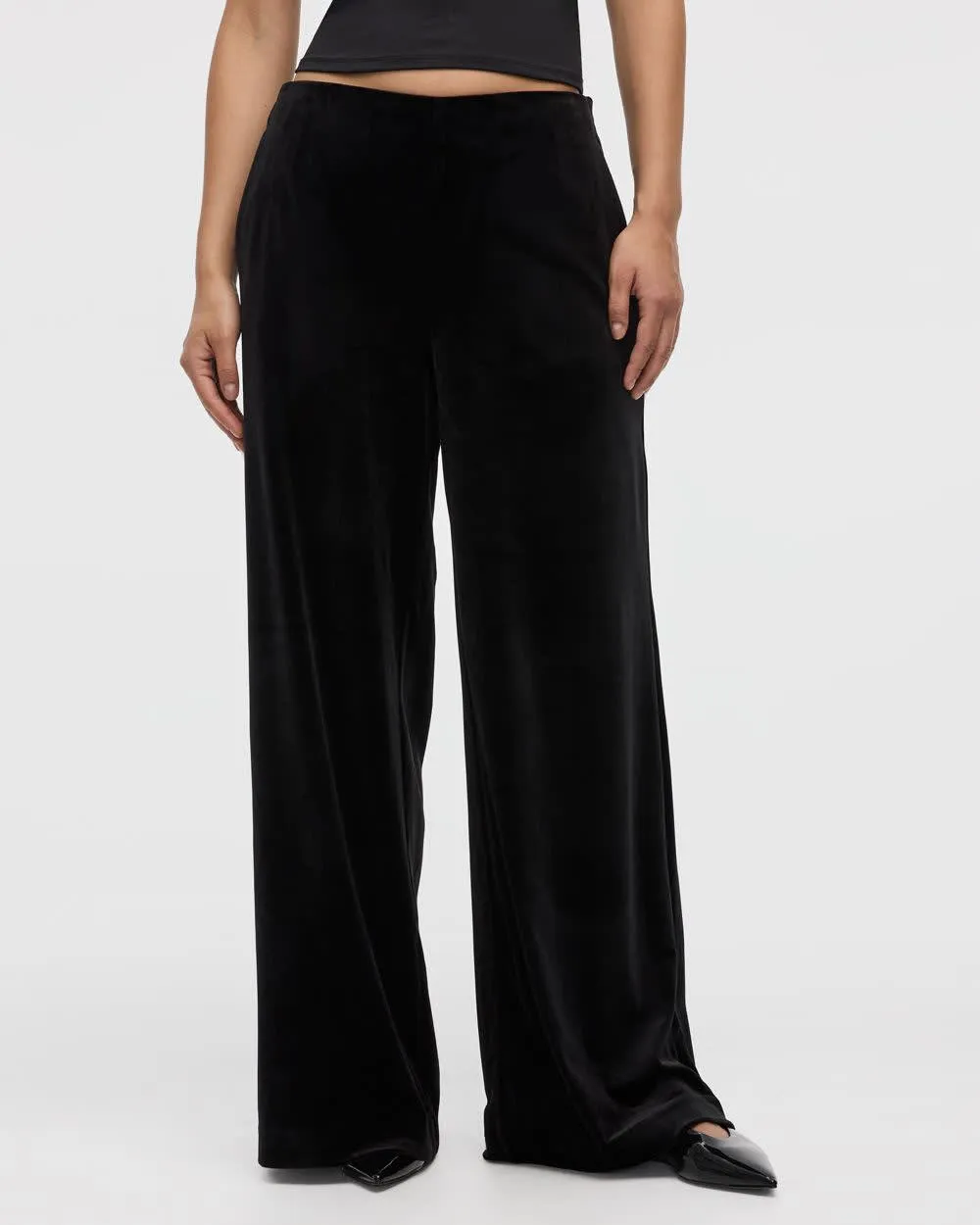 Wide-Leg High-Rise Velvet Pant sold by Reitmans product image thumbnail 3
