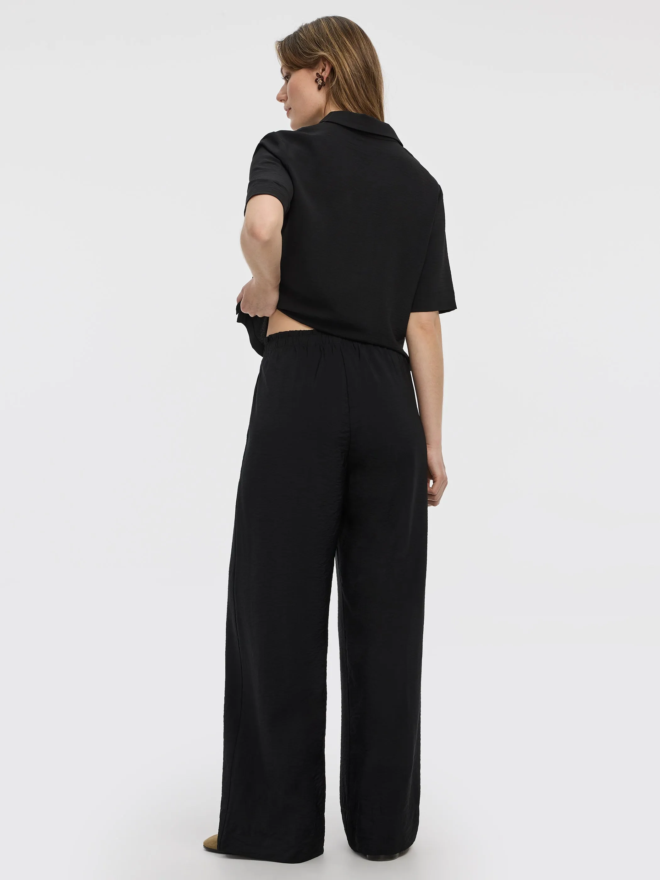 Wide-Leg High-Rise Pull-On Pant sold by Reitmans product image thumbnail 4