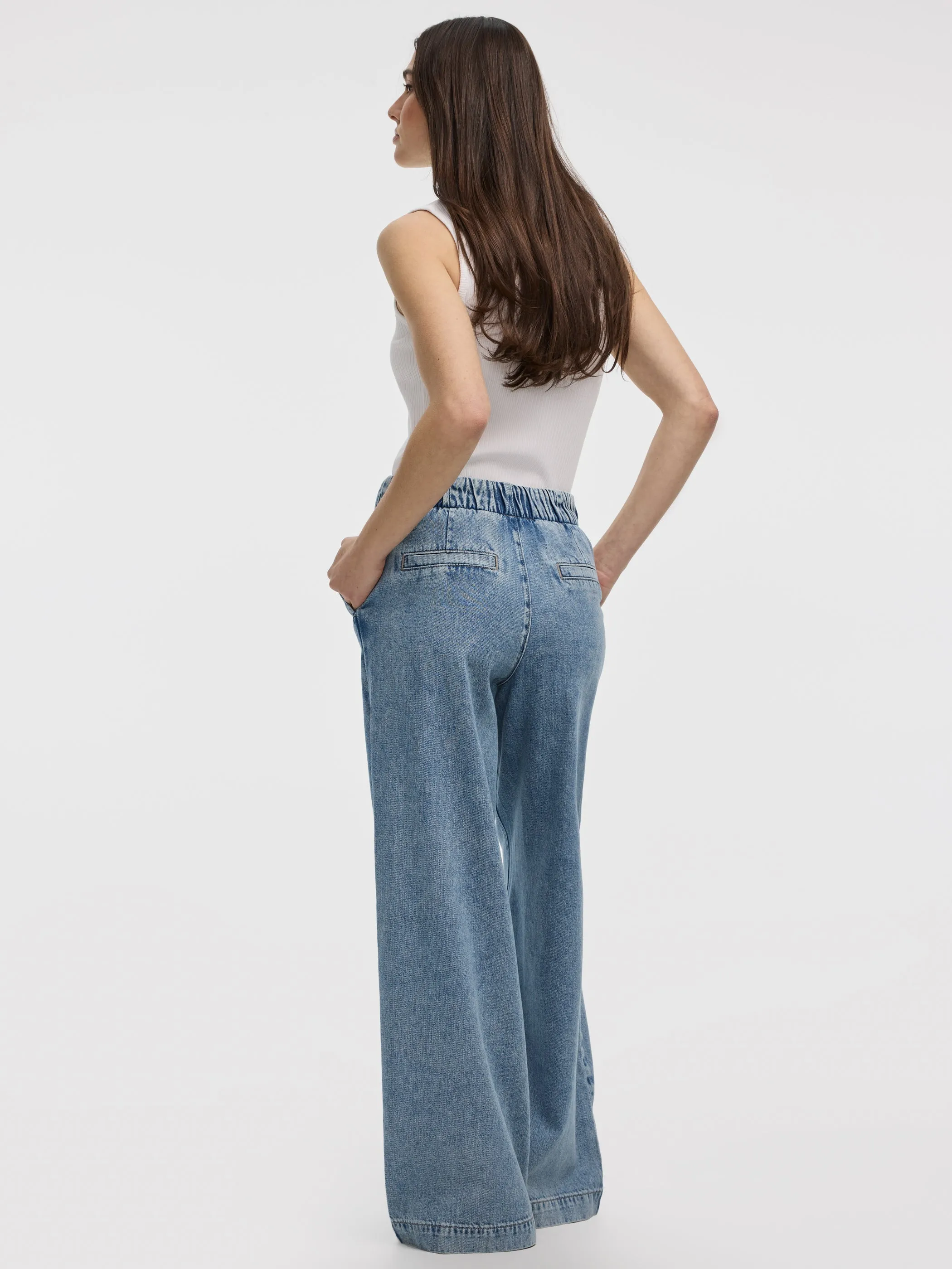 Wide-Leg Pull-On High-Rise Denim Pant sold by Reitmans product image thumbnail 2