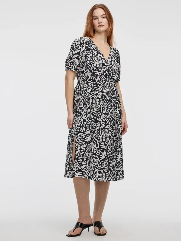 Short-Puffy-Sleeve V-Neck Midi Dress sold by Reitmans