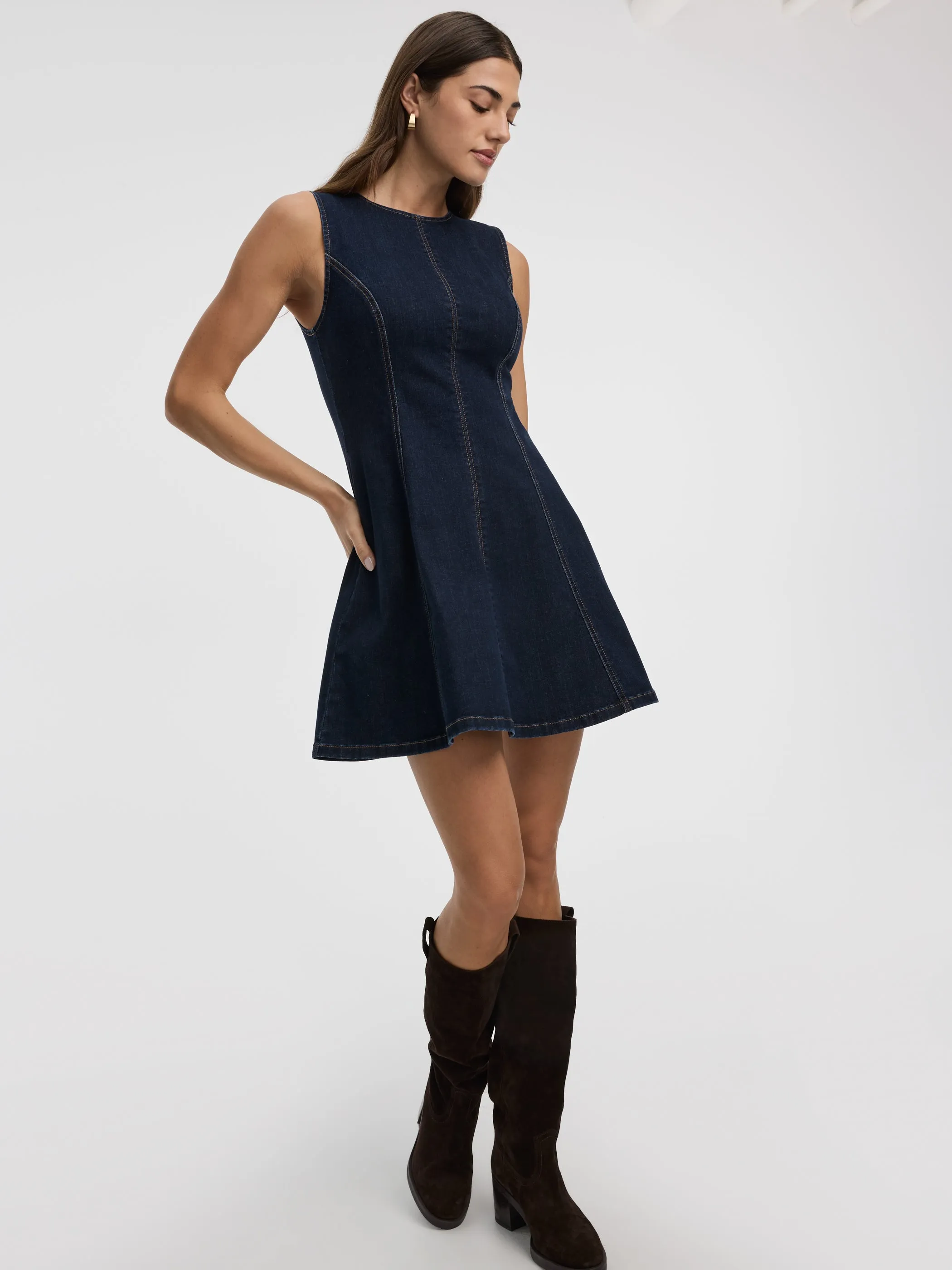 Sleeveless Mini Denim Dress sold by Reitmans product image thumbnail 4