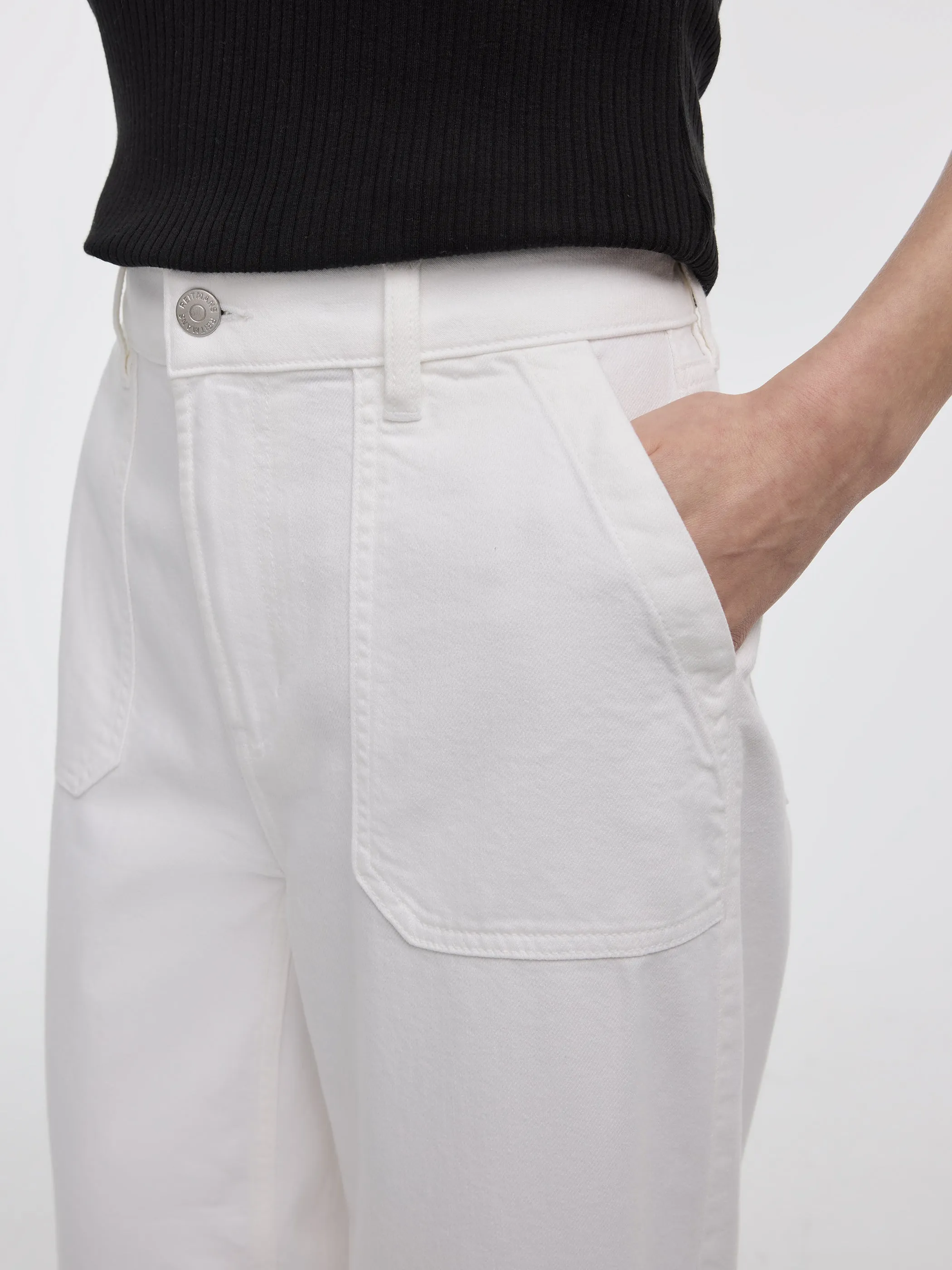 Flowy Wide-Leg High-Rise Cropped Jean sold by Reitmans product image thumbnail 3