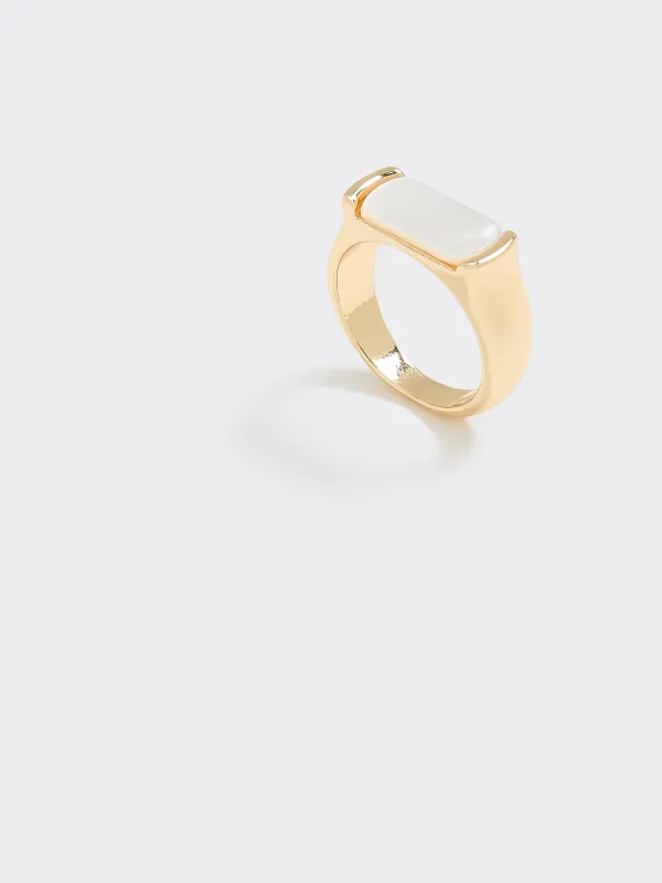 Mother-of-Pearl Ring sold by Reitmans