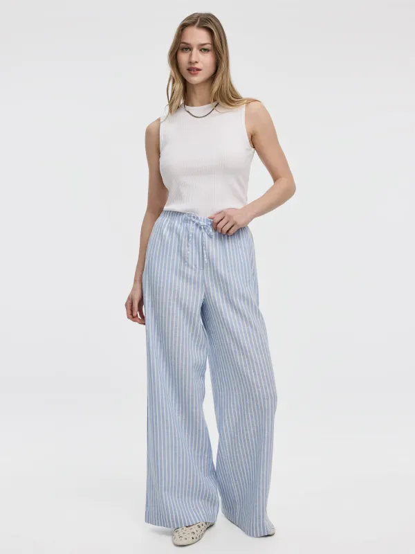 Striped Wide-Leg Linen-Blend Pant made by Reitmans