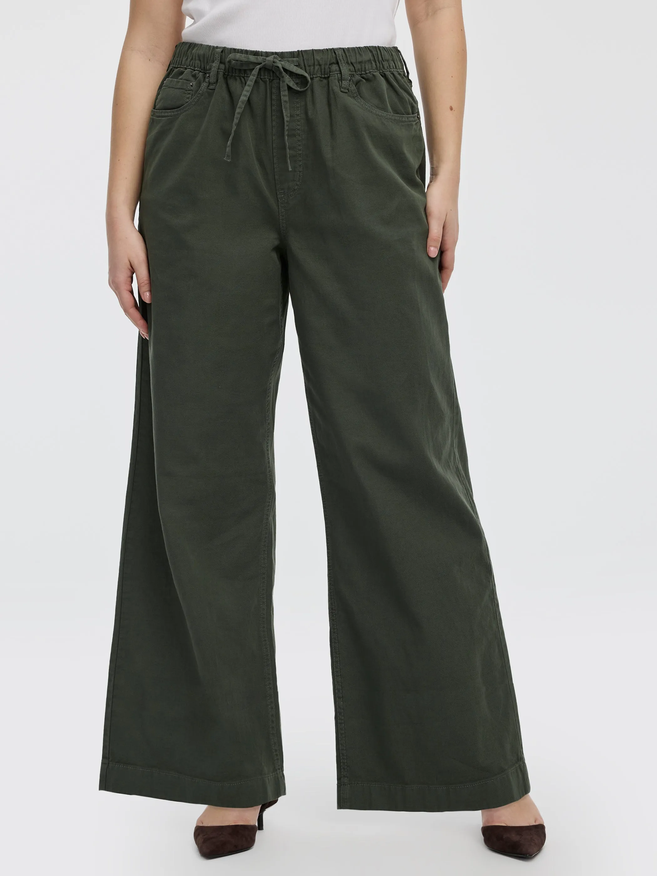 Pull-On High-Rise Linen-Blend Pant sold by Reitmans product image thumbnail 2