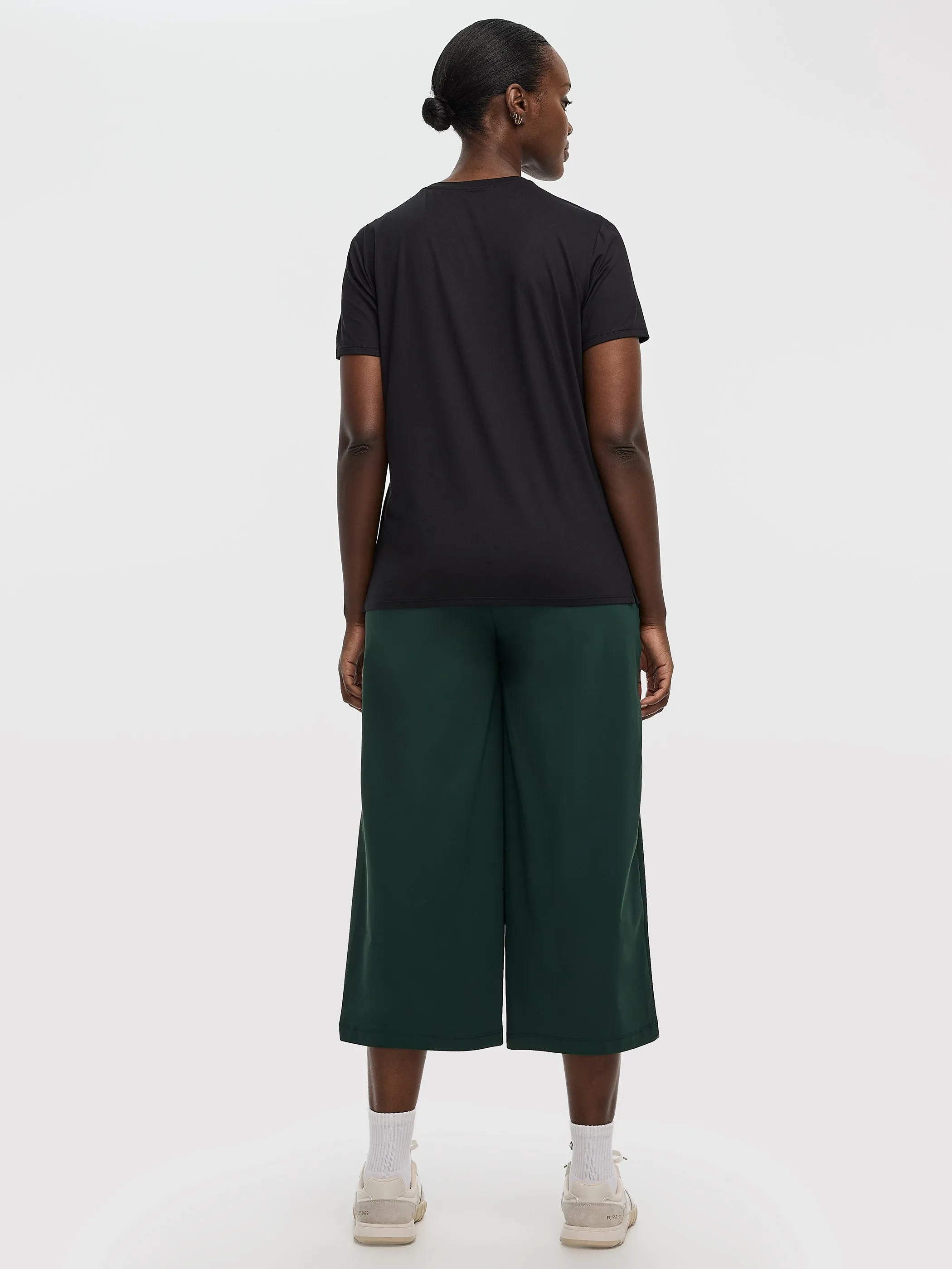 Crew-Neck T-Shirt- DRY-LUX (R) Hyba Essentials sold by Reitmans product image thumbnail 3