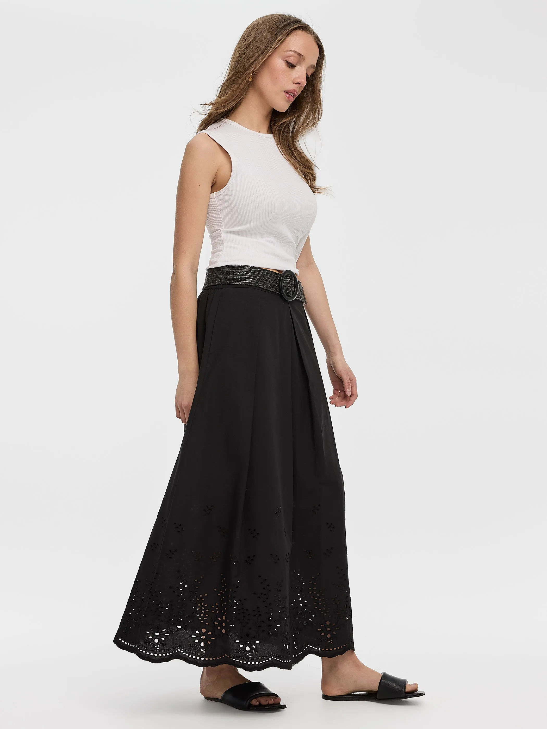 Pleated Midi Skirt with Embroidered Details sold by Reitmans product image thumbnail 5