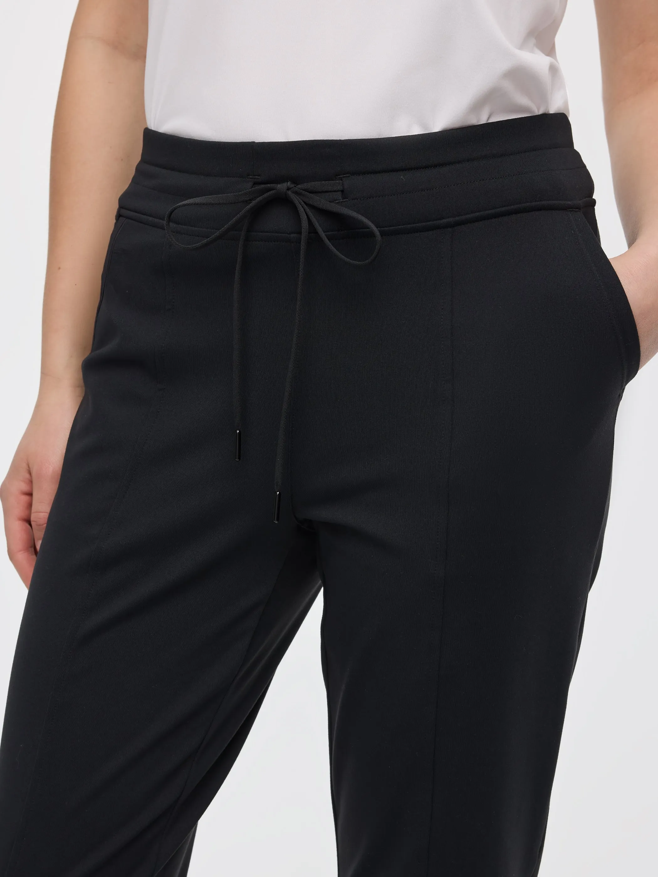 Urban Capri Pant - Hyba sold by Reitmans product image thumbnail 3