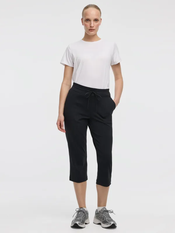 Urban Capri Pant - Hyba made by Reitmans