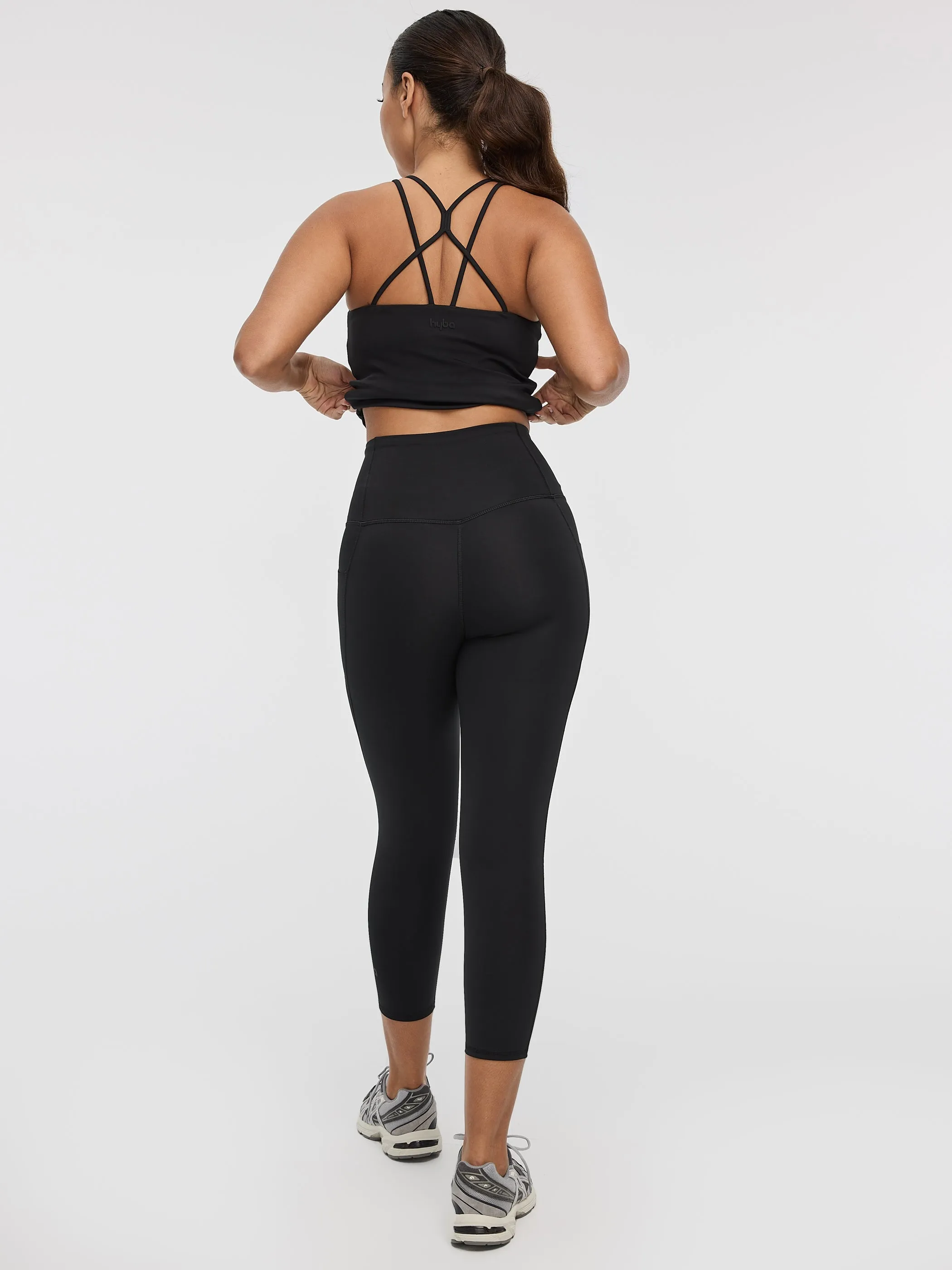 Capri Legging with Pockets - PULSE (R) Hyba sold by Reitmans product image thumbnail 4