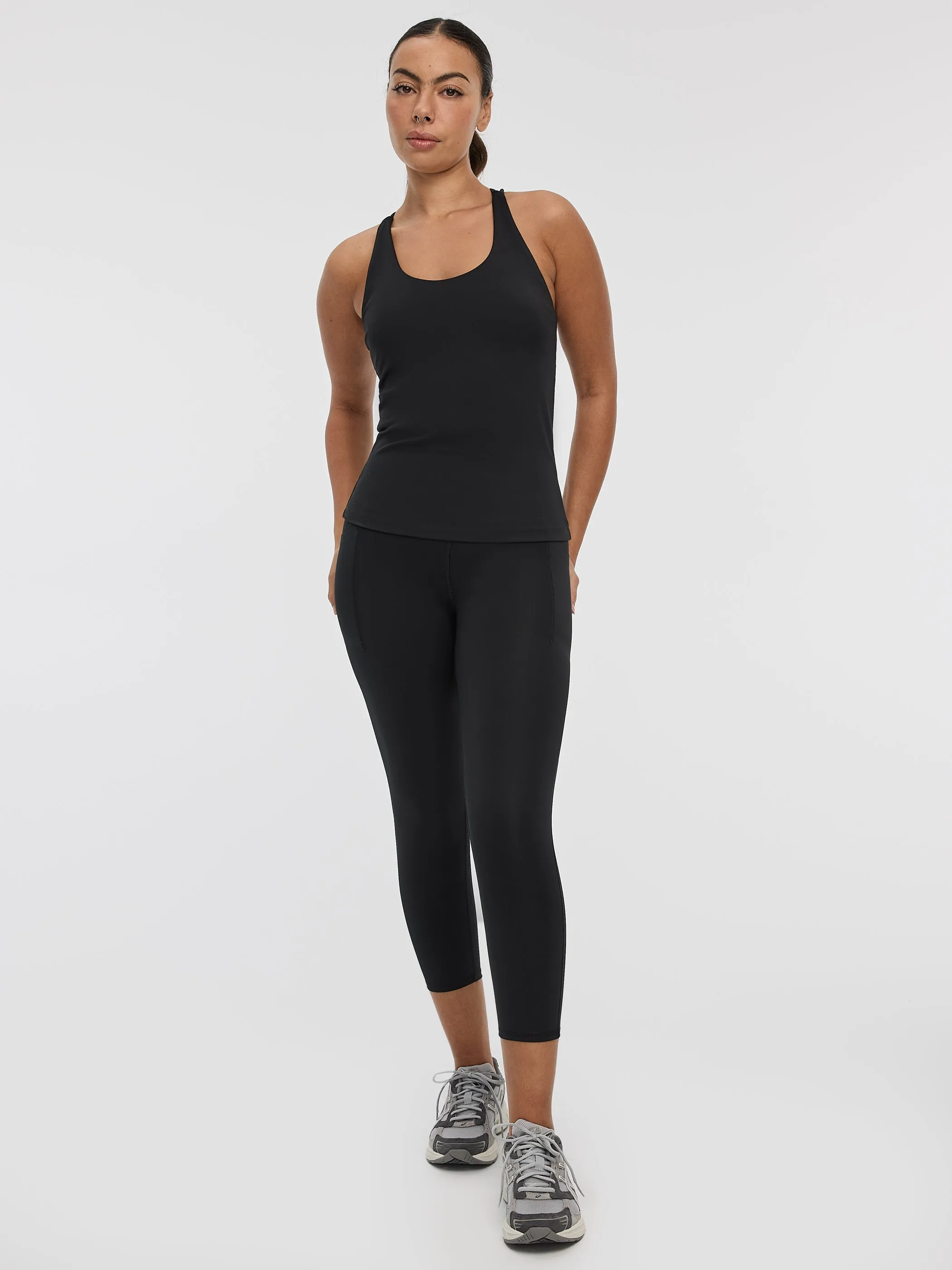 Capri Legging with Pockets - PULSE (R) Hyba sold by Reitmans