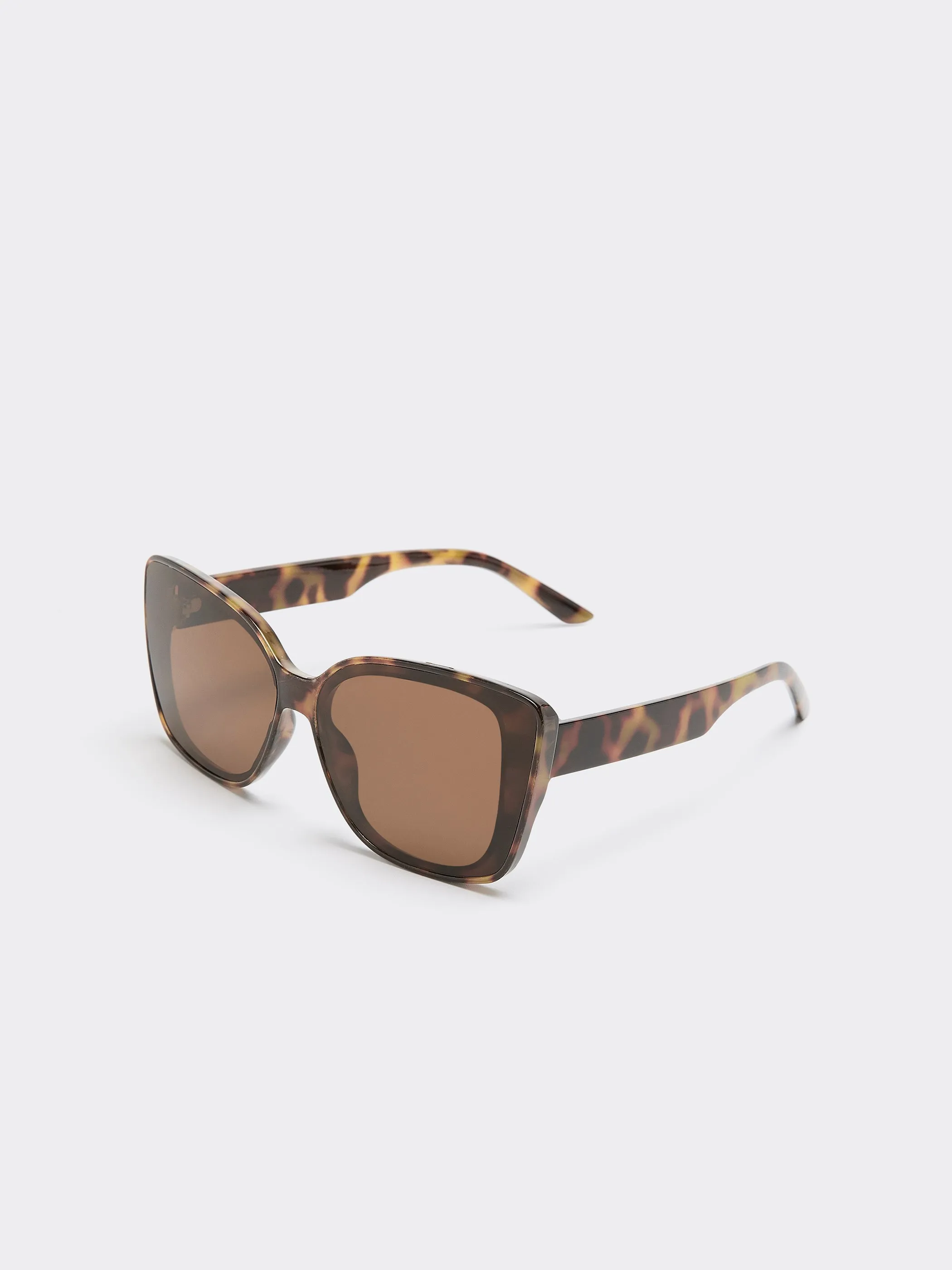 Modern Cat Eye Sunglasses sold by Reitmans product image thumbnail 3