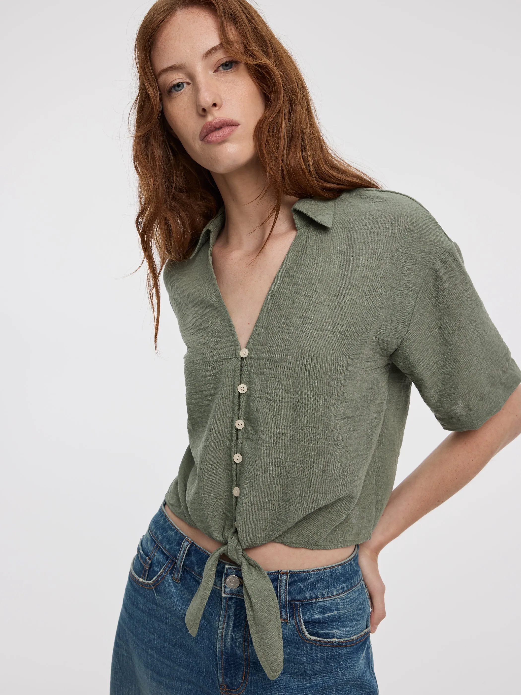 Short-Sleeve V-Neck Blouse with Self-Tie Closure sold by Reitmans product image thumbnail 4