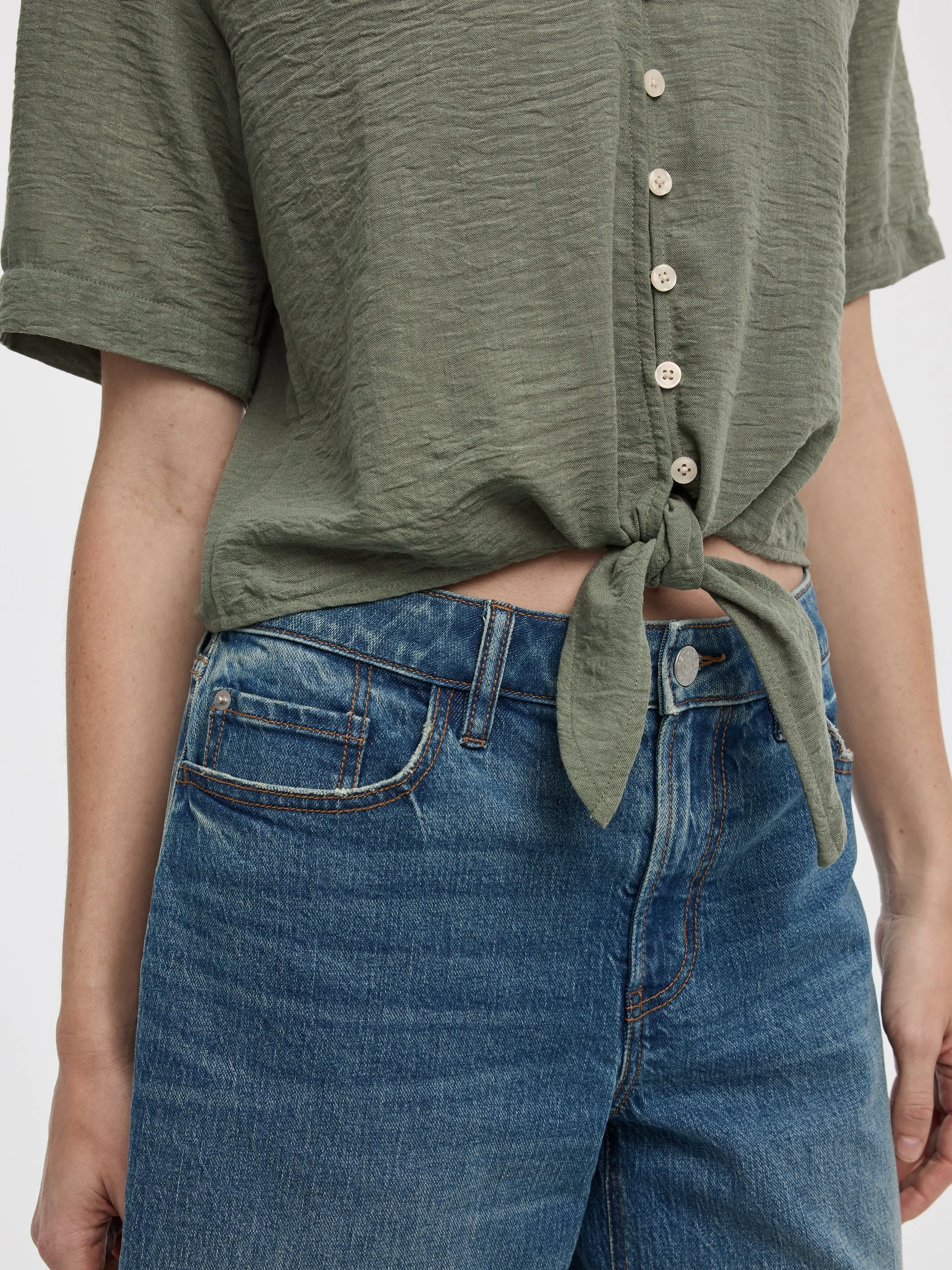 Short-Sleeve V-Neck Blouse with Self-Tie Closure sold by Reitmans product image thumbnail 2