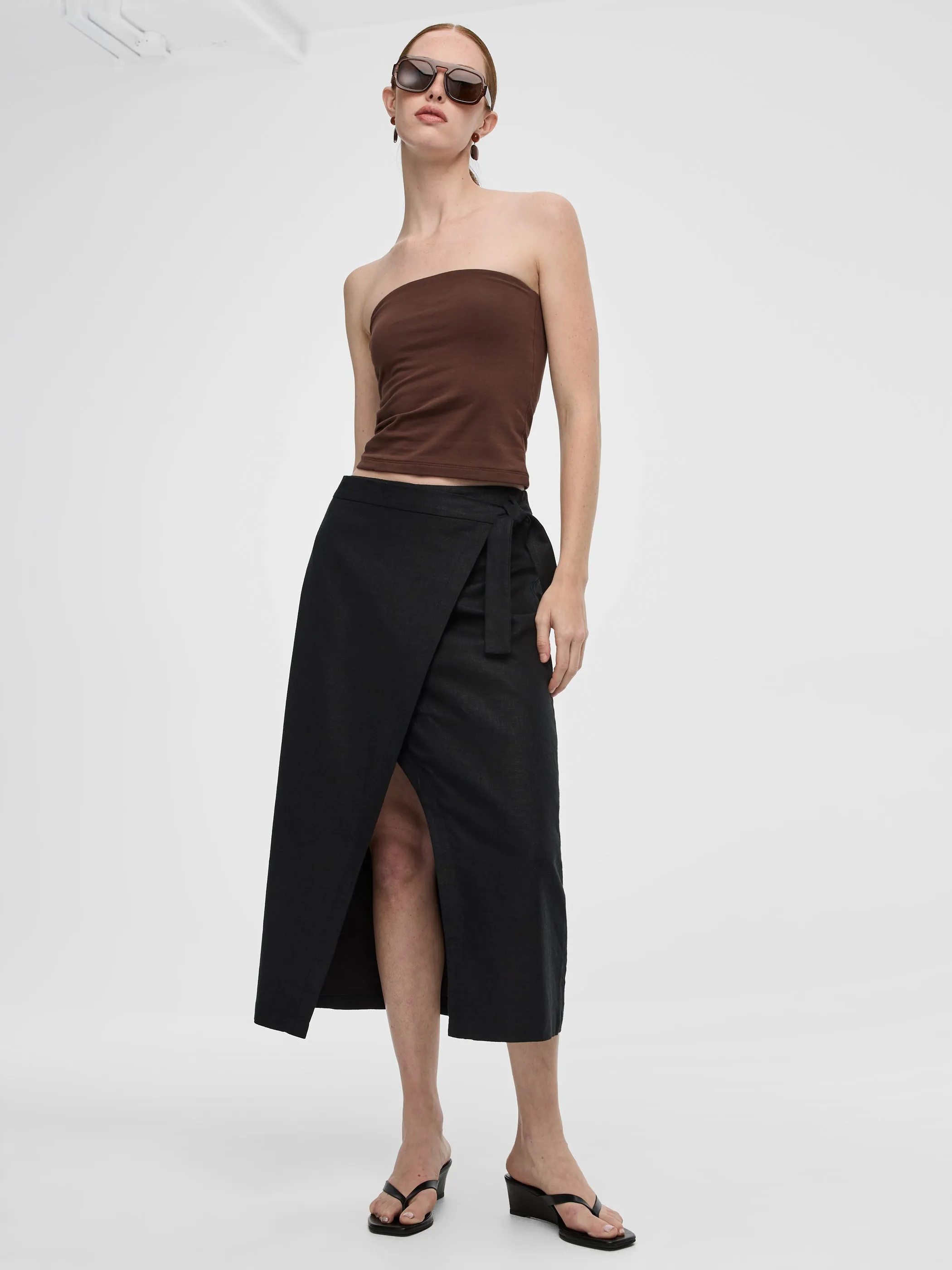 Linen-Blend Wrap Maxi Skirt sold by Reitmans product image thumbnail 5