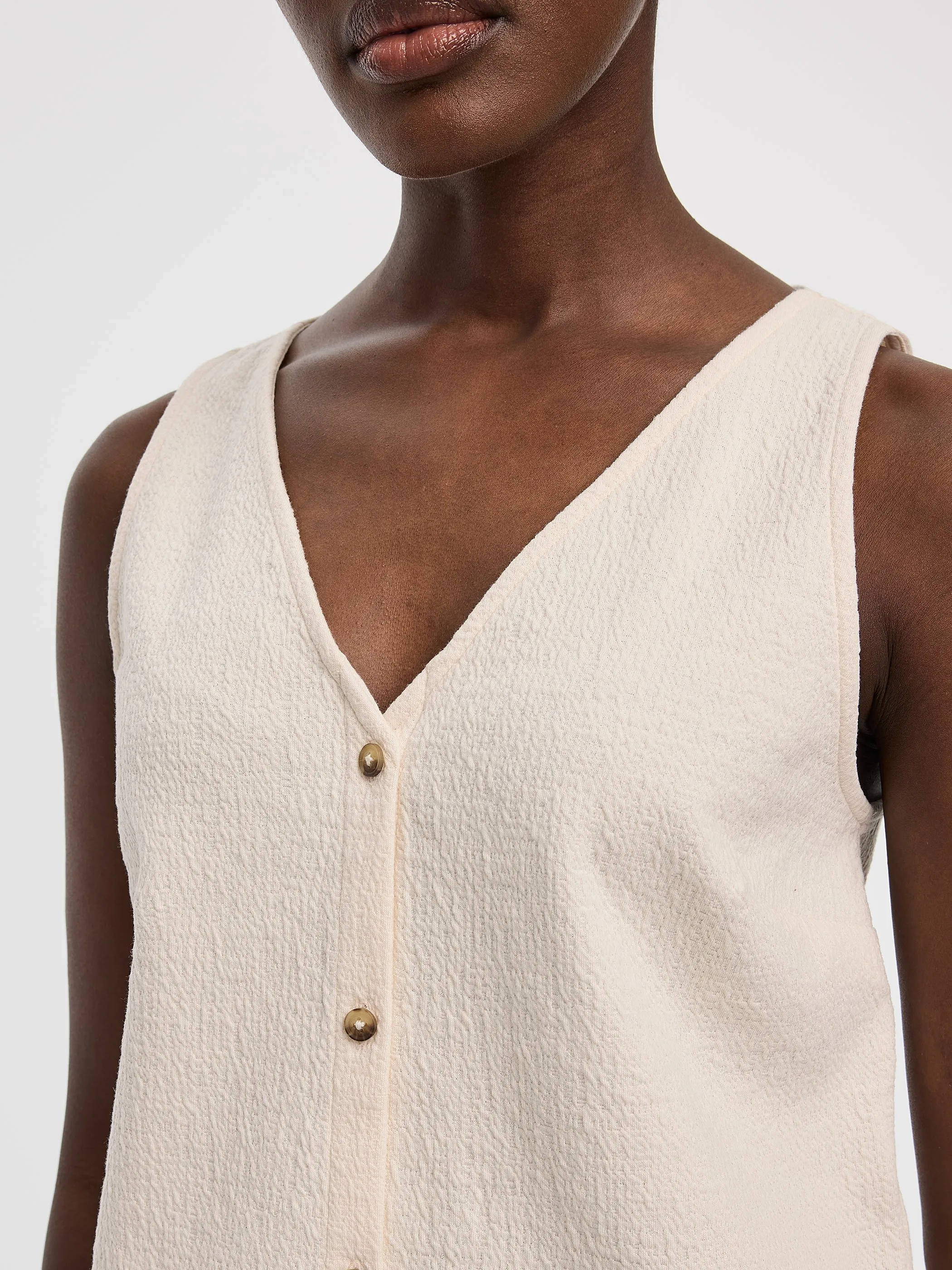 Knit Vest sold by Reitmans product image thumbnail 2