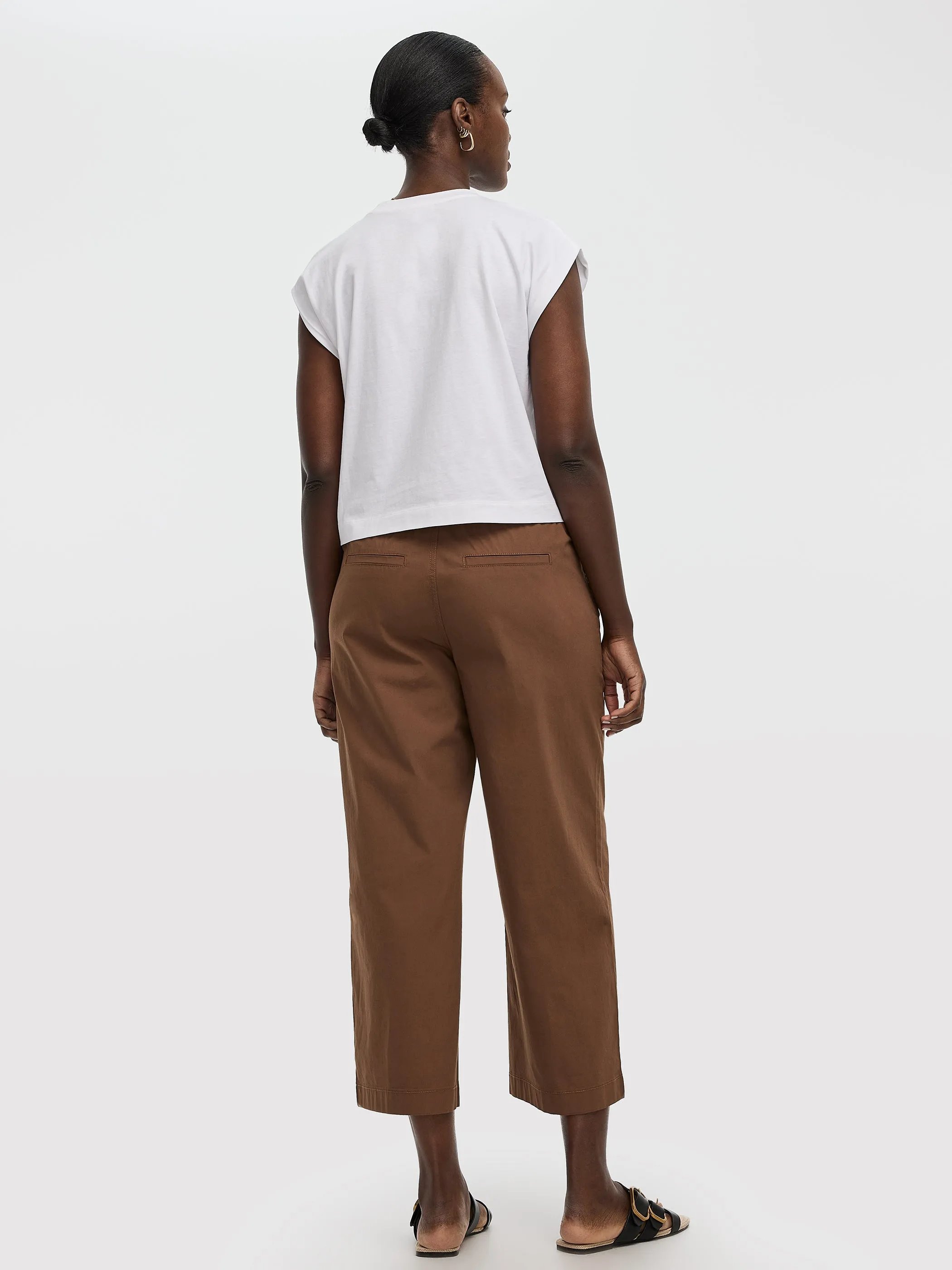 Wide-Leg High-Rise Cropped Poplin Pant sold by Reitmans product image thumbnail 4