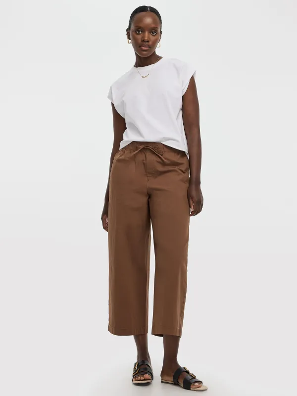 Wide-Leg High-Rise Cropped Poplin Pant made by Reitmans