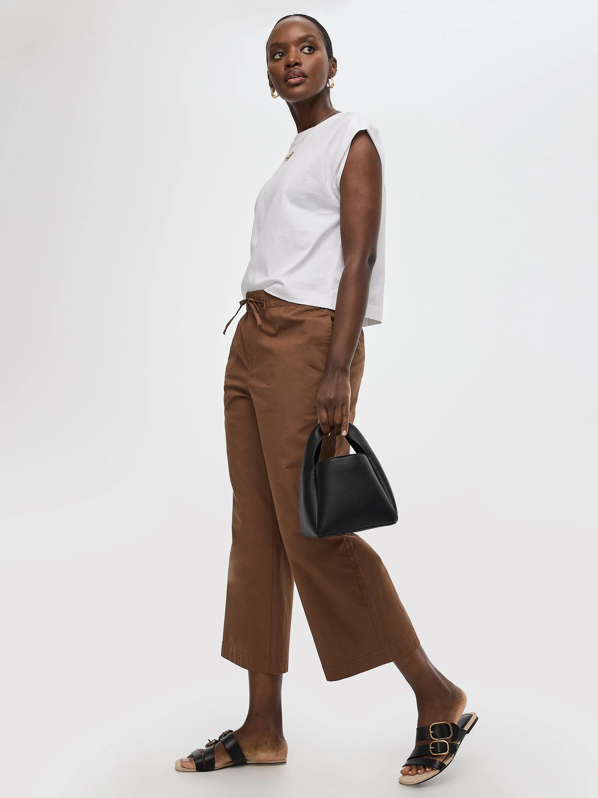 Wide-Leg High-Rise Cropped Poplin Pant sold by Reitmans product image thumbnail 5