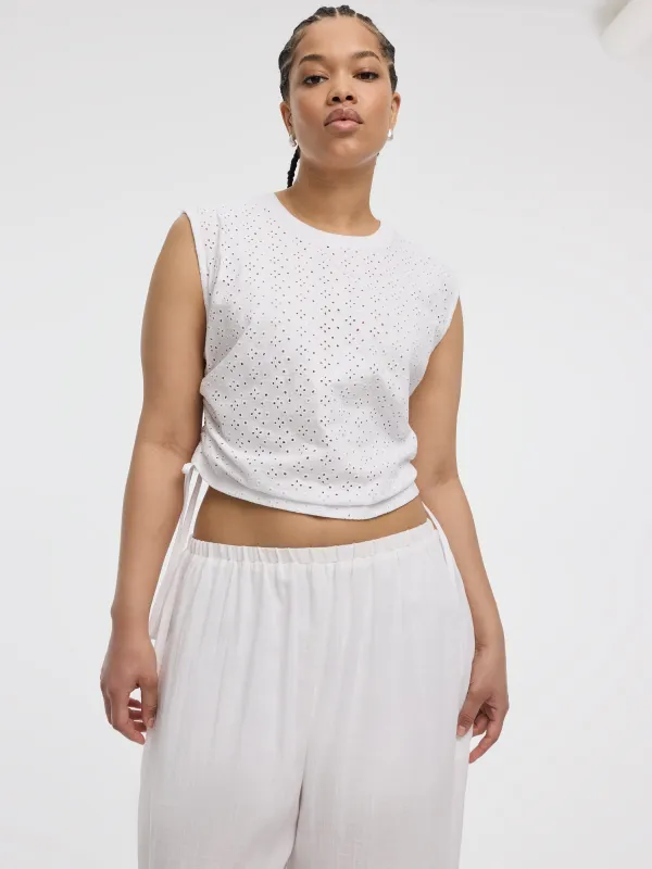 Short-Sleeve Crew-Neck Tee with Shirred Sides made by Reitmans