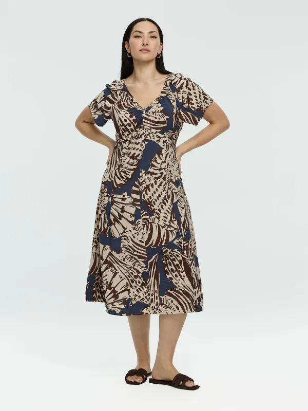 Short-Sleeve Midi Dress with V Neckline made by Reitmans
