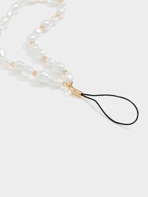 Pearl Phone Wristlet made by Reitmans
