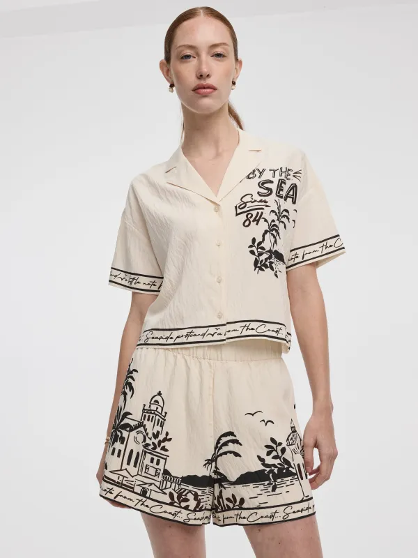 Short-Sleeve Blouse with Pyjama Collar made by Reitmans