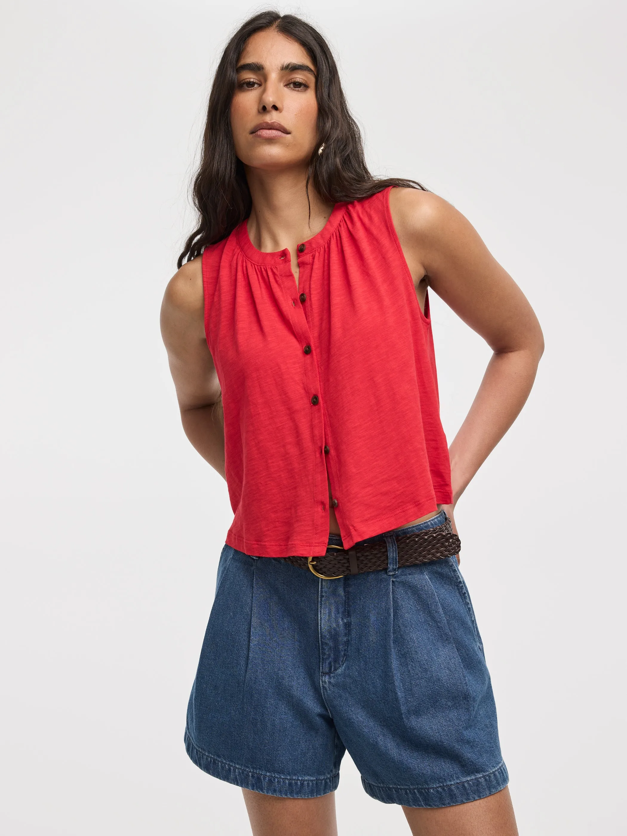 Buttoned-Down Crew-Neck Tank sold by Reitmans product image thumbnail 5