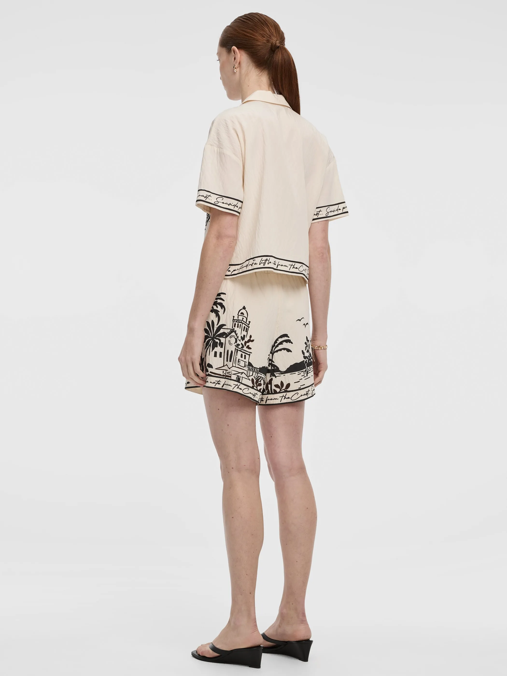 Short-Sleeve Blouse with Pyjama Collar sold by Reitmans product image thumbnail 3