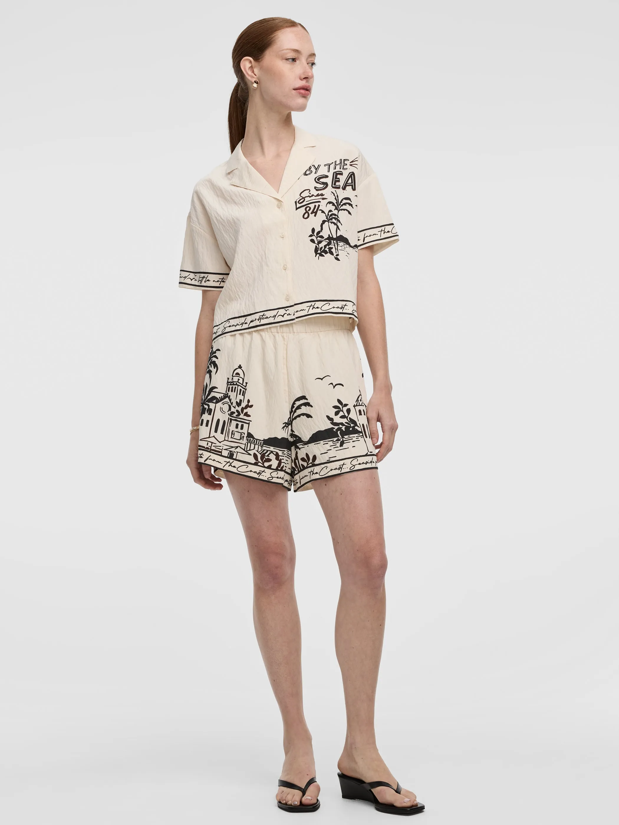 Short-Sleeve Blouse with Pyjama Collar sold by Reitmans product image thumbnail 4