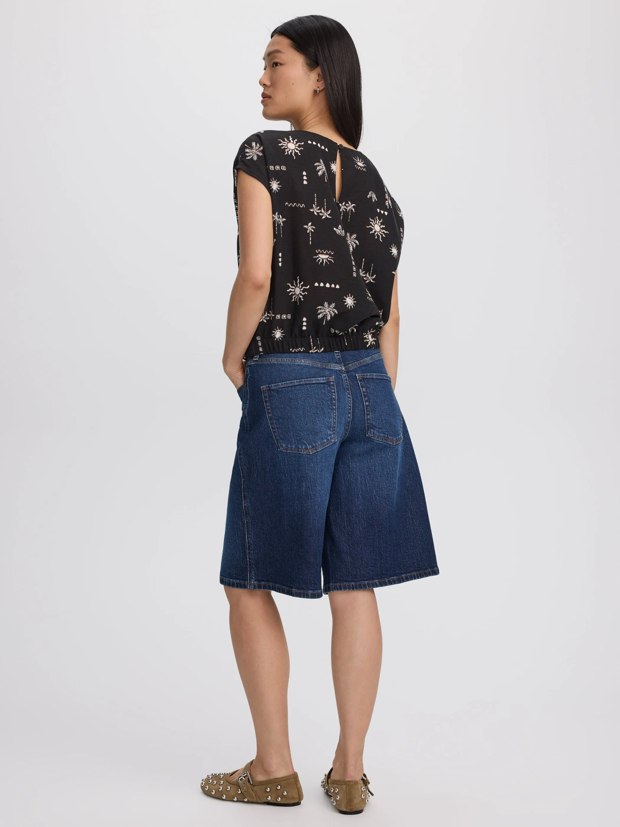 Extended-Sleeve Crew-Neck Blouse with Elasticated Hem sold by Reitmans product image thumbnail 3