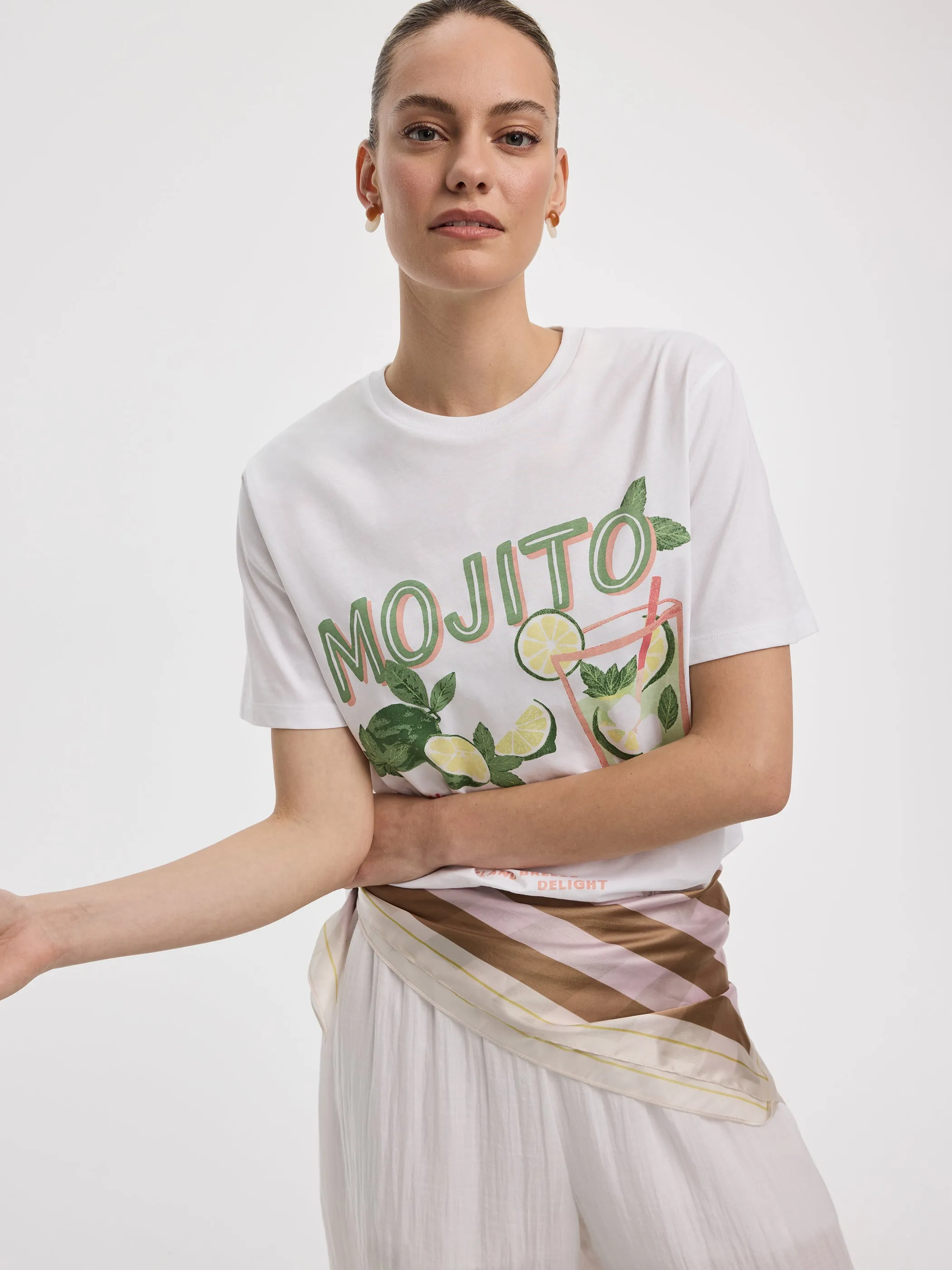 Short-Sleeve Crew-Neck Tee sold by Reitmans product image thumbnail 4