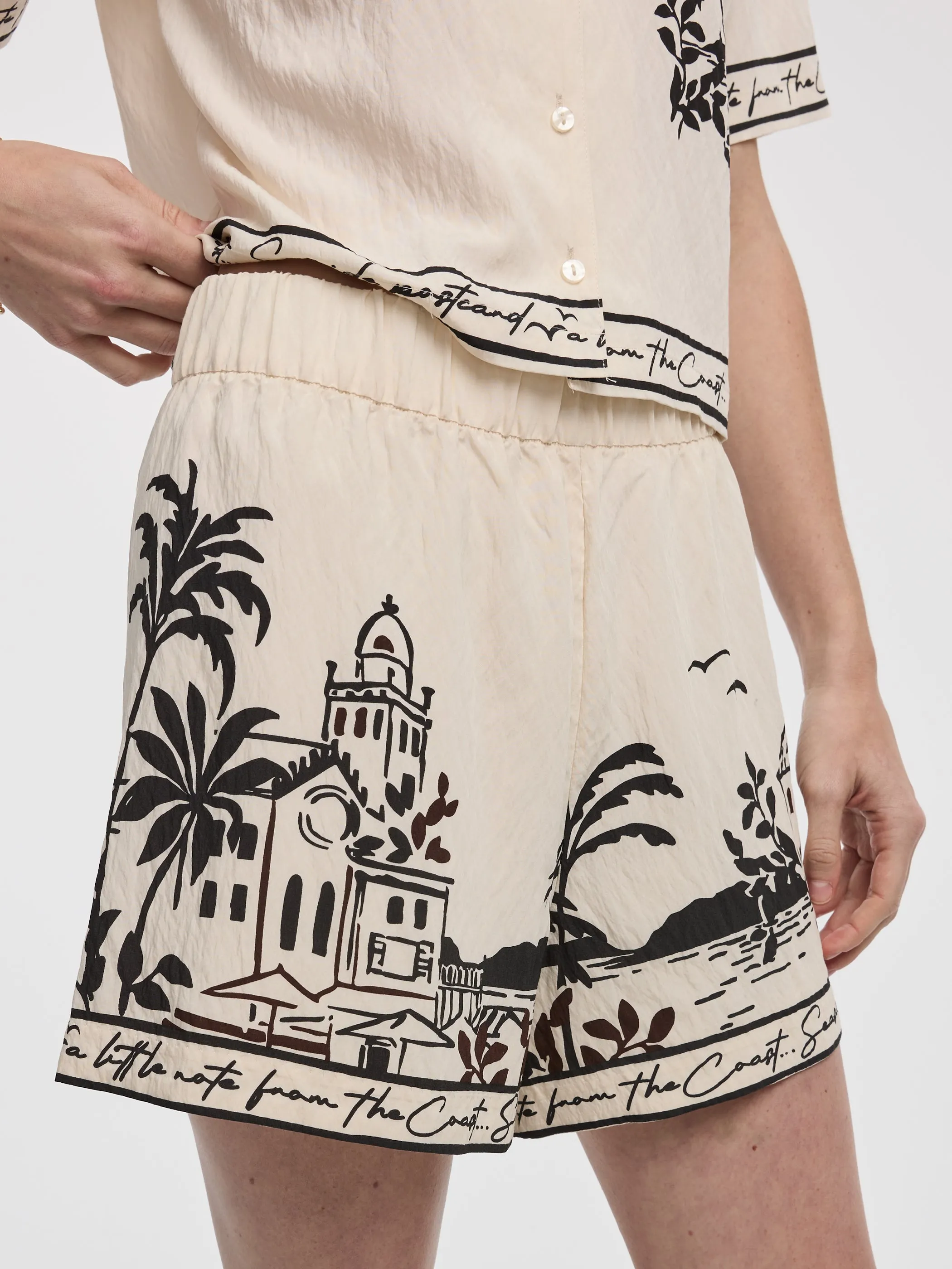 Pull-On Shorts sold by Reitmans product image thumbnail 2