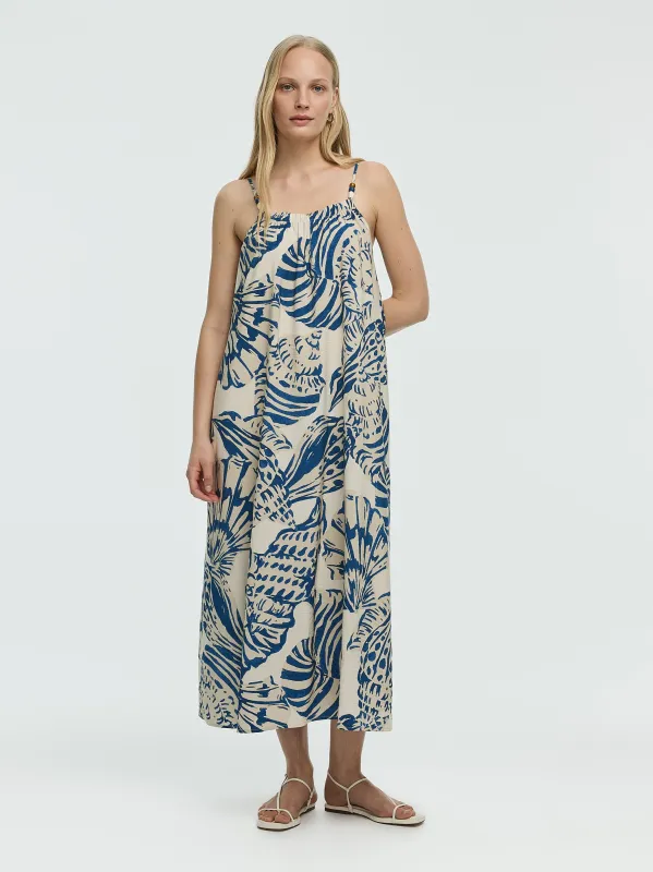 Sleeveless Square-Neck Maxi Dress made by Reitmans