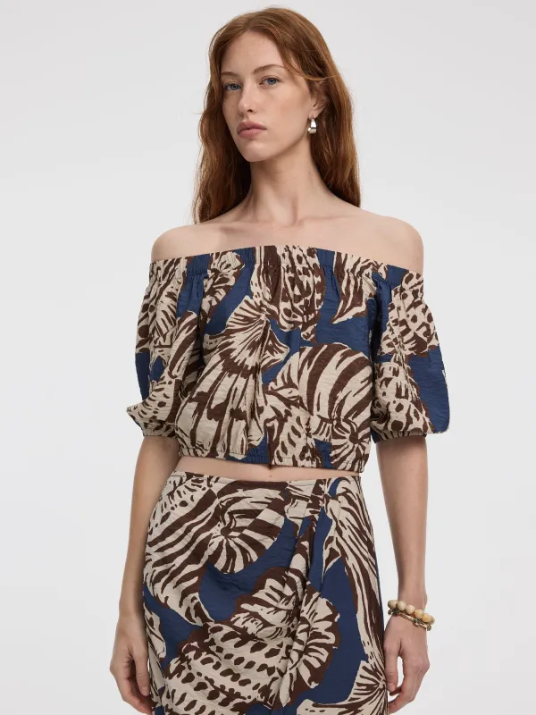 Short-Sleeve Off-the-Shoulder Blouse made by Reitmans